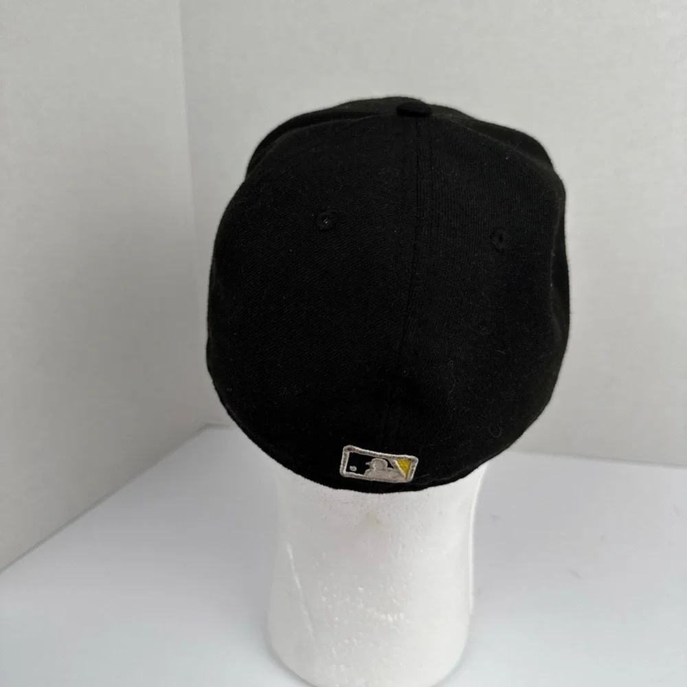 New Era Pittsburgh Pirates Cap 7 1/4 Fitted 59Fifty Hat MLB Black Stitched New